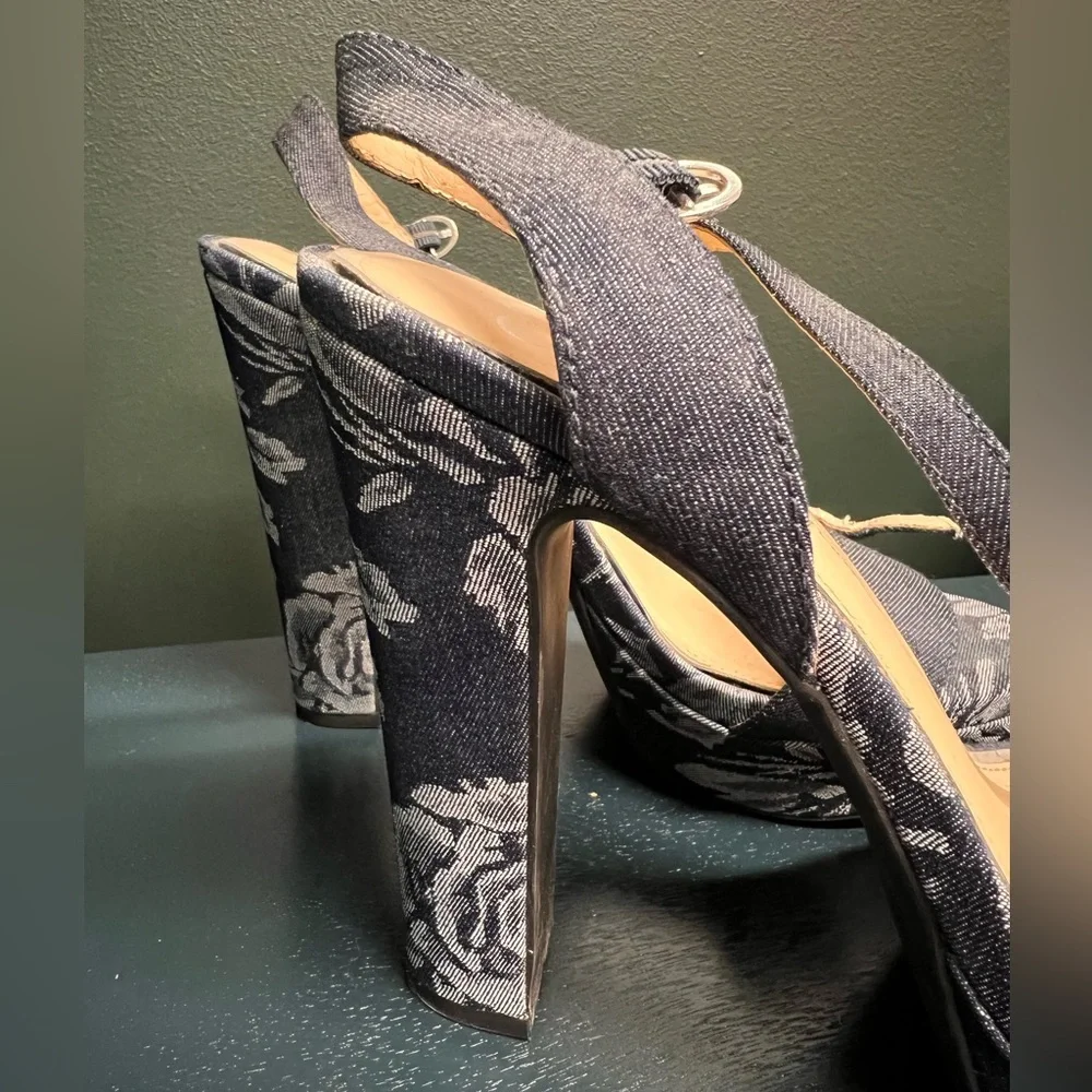 Jessica Simpson floral Heels - Picture 3 of 7